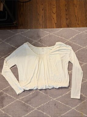 Maeve Cream Long-Sleeve Gathered Scoop Neck Top
